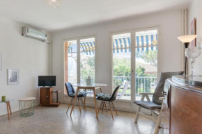 Sunny 2-room in AntibesJuan-les-Bains